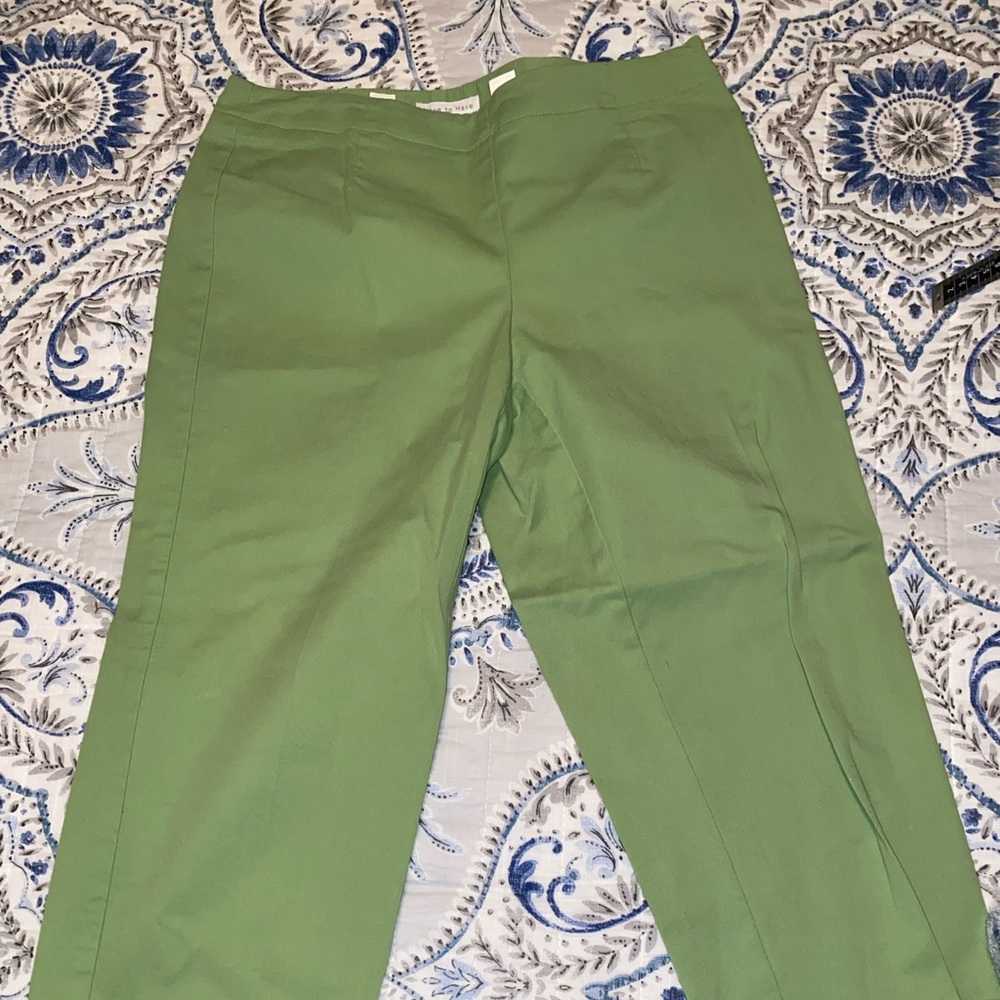 Liz Claiborne 6p 6 petite green mint  pants clam digger capri  good condition